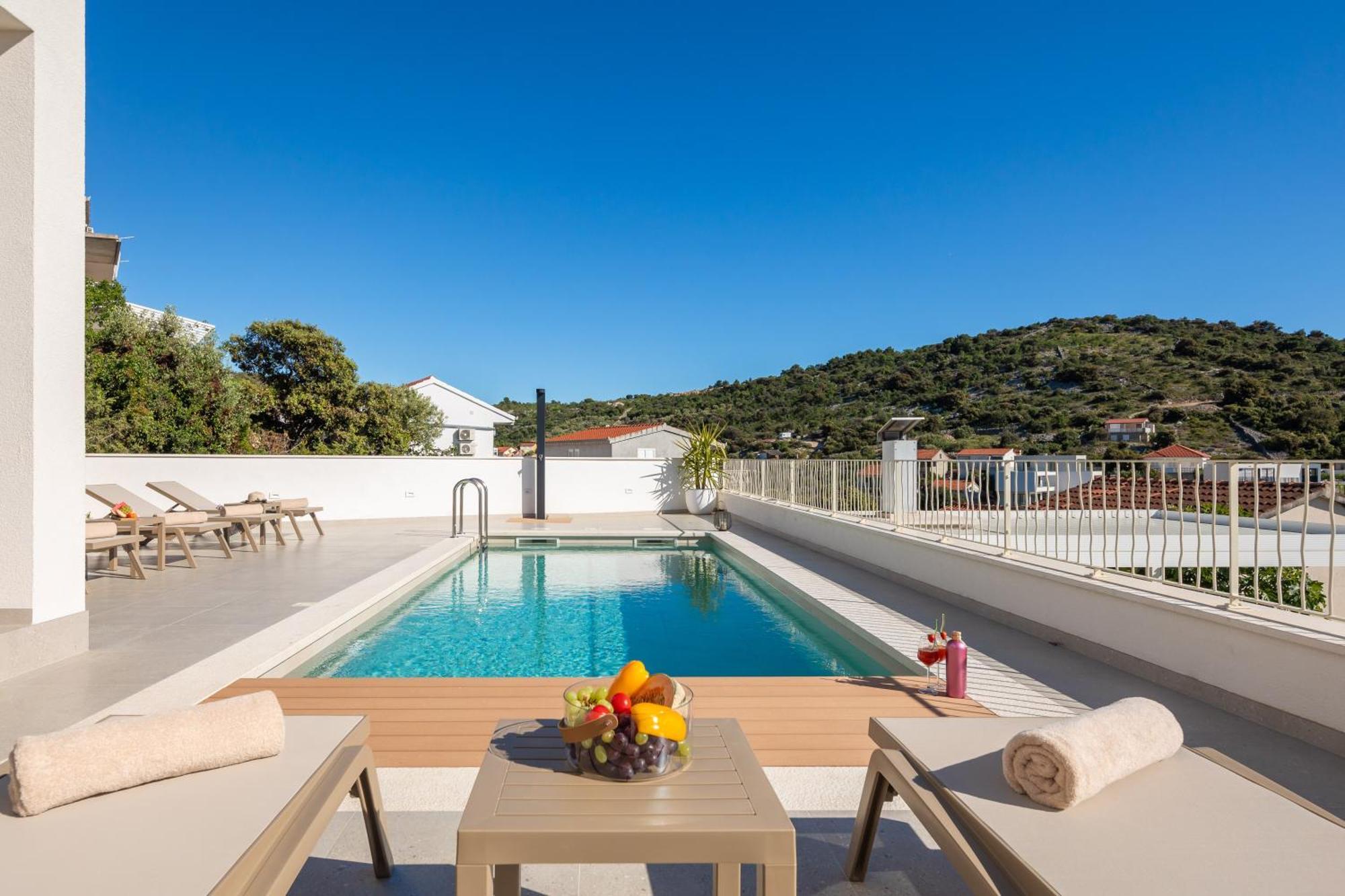 Apartment Porto Razanj